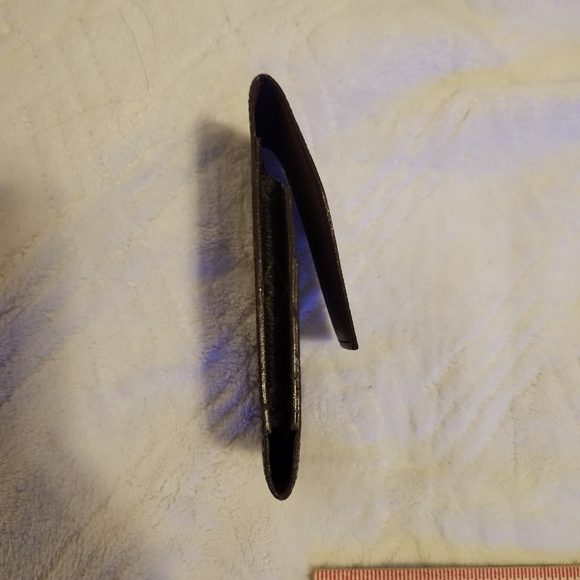 Louis Vuitton MonogramCaseAccessory - Picture 9 of 9